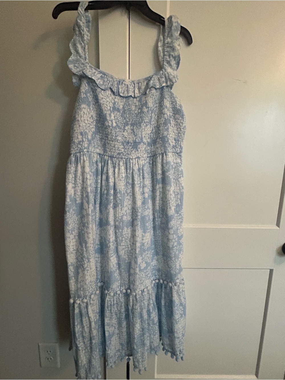 crown & ivy Light Blue and White Floral Ruffle Strap Dress